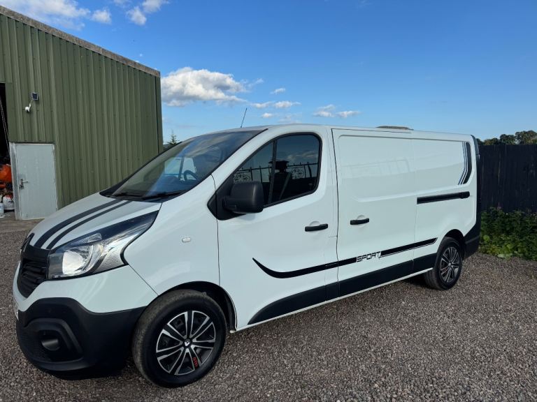  🔥 2019 🔥 Renault Trafic LWB – 1 Owner🔥  🚨 WOW!! ONLY 17,000 GENUINE MILES!! 🚨
