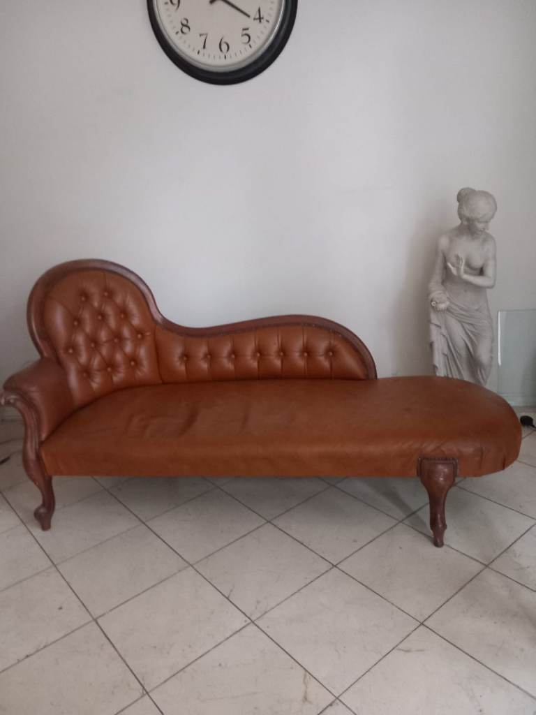 Chaise Lounge Chair £150.00