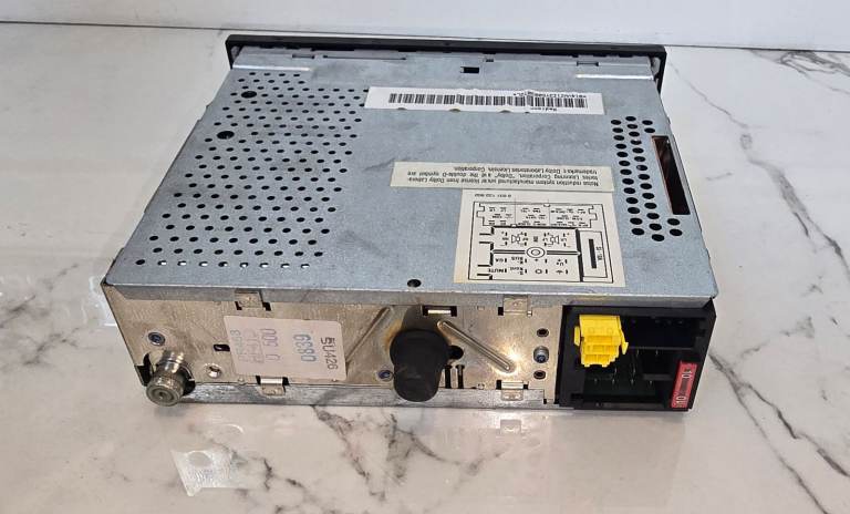 VOLKSWAGEN GOLF MK4 OEM Gamma Cassette Car Radio Player Stereo Head Unit 6NO 035 188