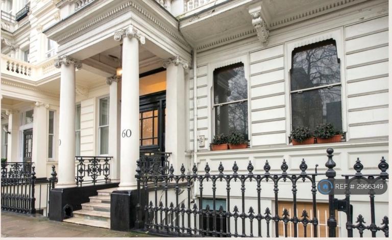 2 bedroom flat in Queen's Gate, London, SW7 (2 bed) (#2966349)