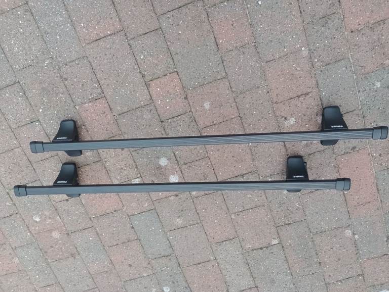 Roof Bars, Thule, 2 Keys, Model Unknown 