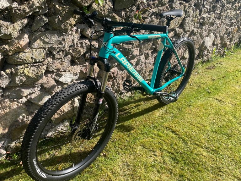 Lapierre Edge AM 827+ hardtail MTB