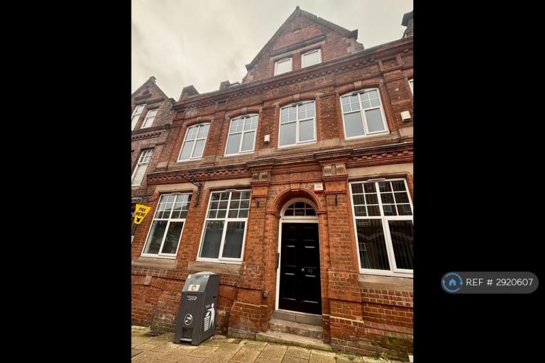 1 bedroom flat in Moorgate Street, Rotherham, S60 (1 bed) (#2920607)