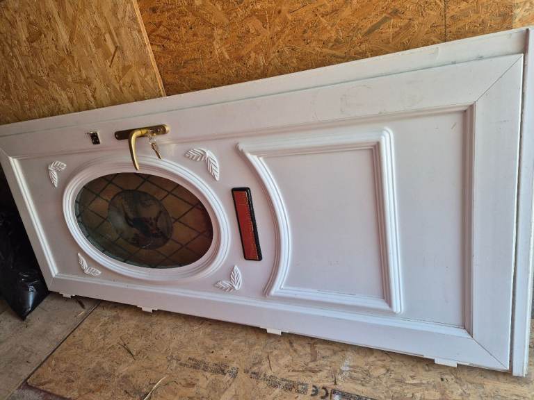 Pvc front door and frame and keys 