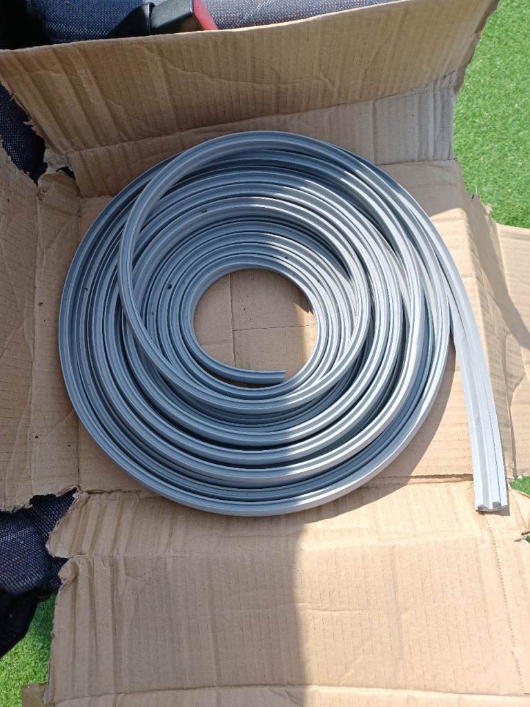 Rubber trim insert Unwin Track 10m