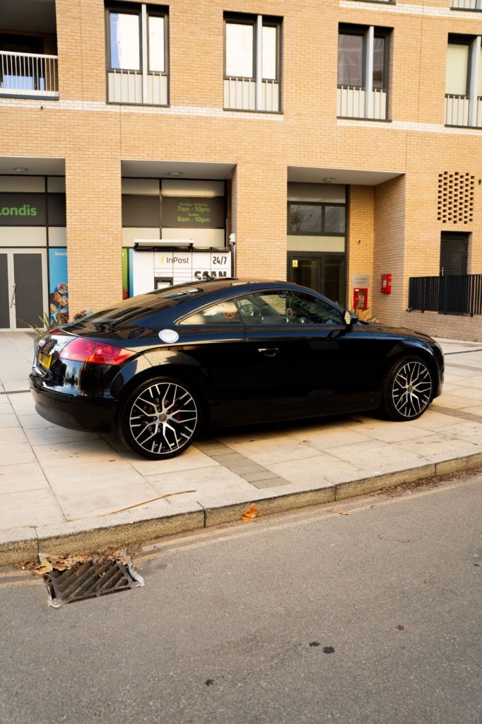 Audi, TT, Coupe, 2010, Manual, 1984 (cc), 2 doors