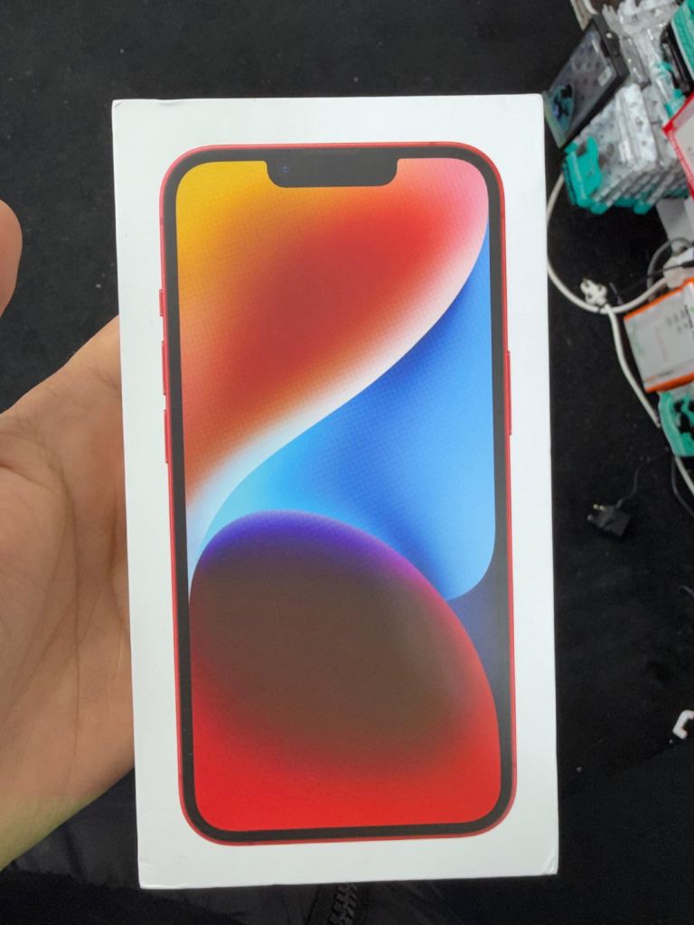 iPhone 14 LIKE NEW BOXED