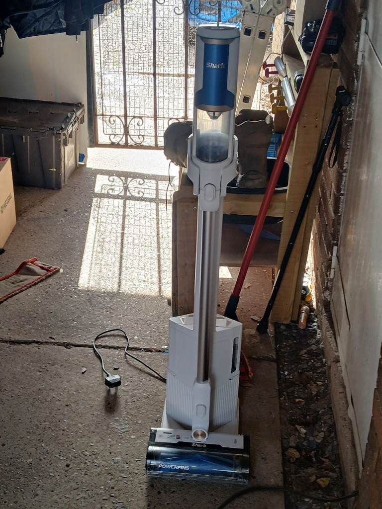 Shark Upright Vacuum Cleaner – Grey, Good Condition