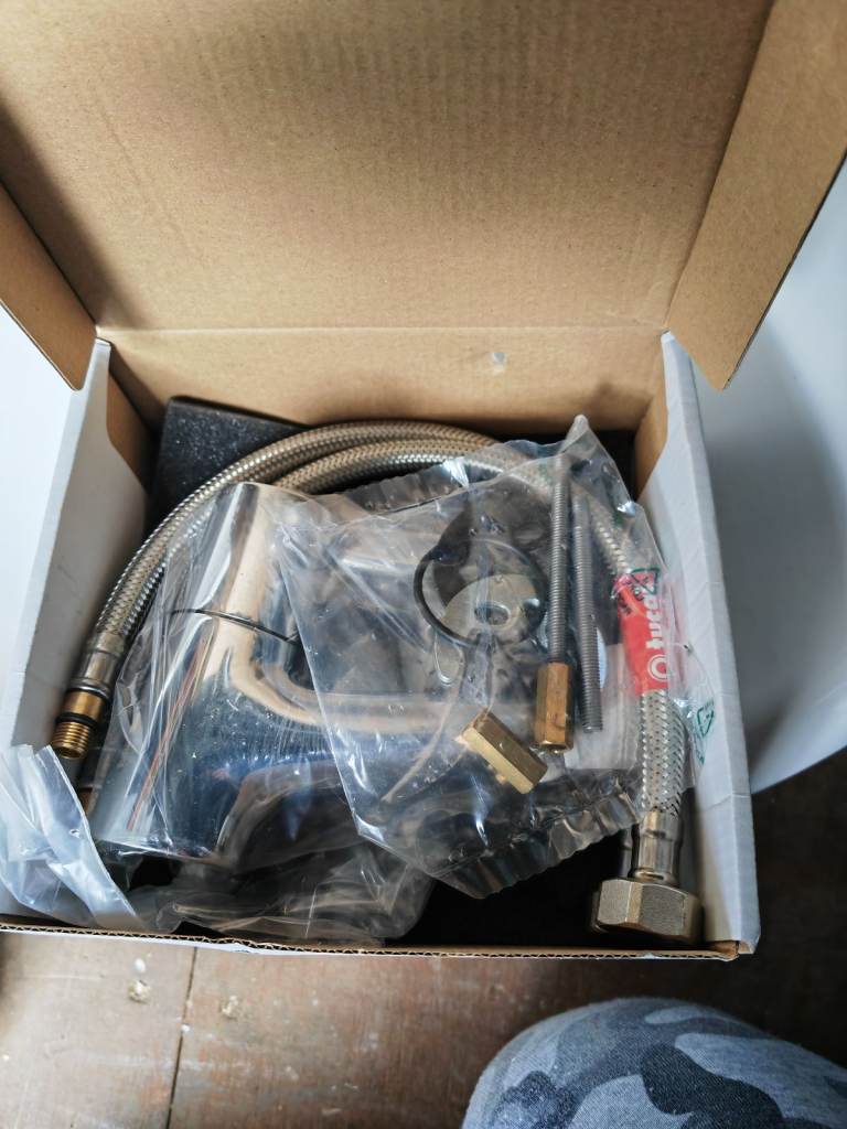 Small sink / wash basin 