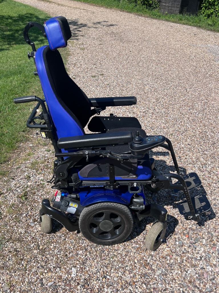 ELECTRIC ALL TERRAIN MOBILITY SCOOTER