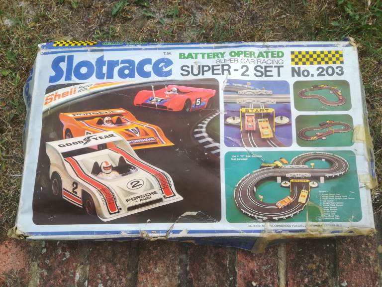 Slot race Porsche set. 