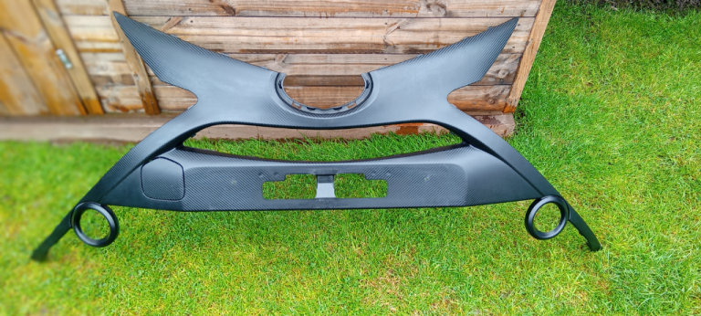 Toyota Aygo 2015 front bumper middle section