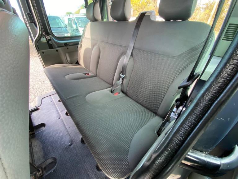 2011 Vauxhall Vivaro 2.0 2900 CDTi ecoFLEX 16v Combi FWD L1 H1 5dr MPV Diesel Manual