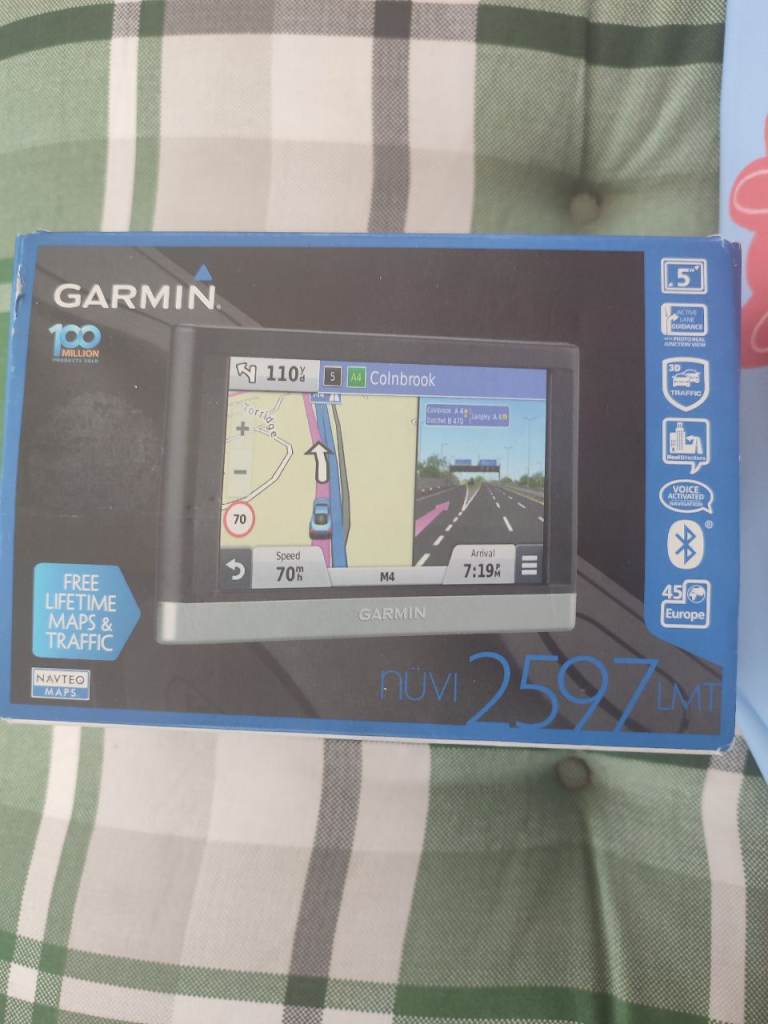 Garmin sat nav 2597 lmt