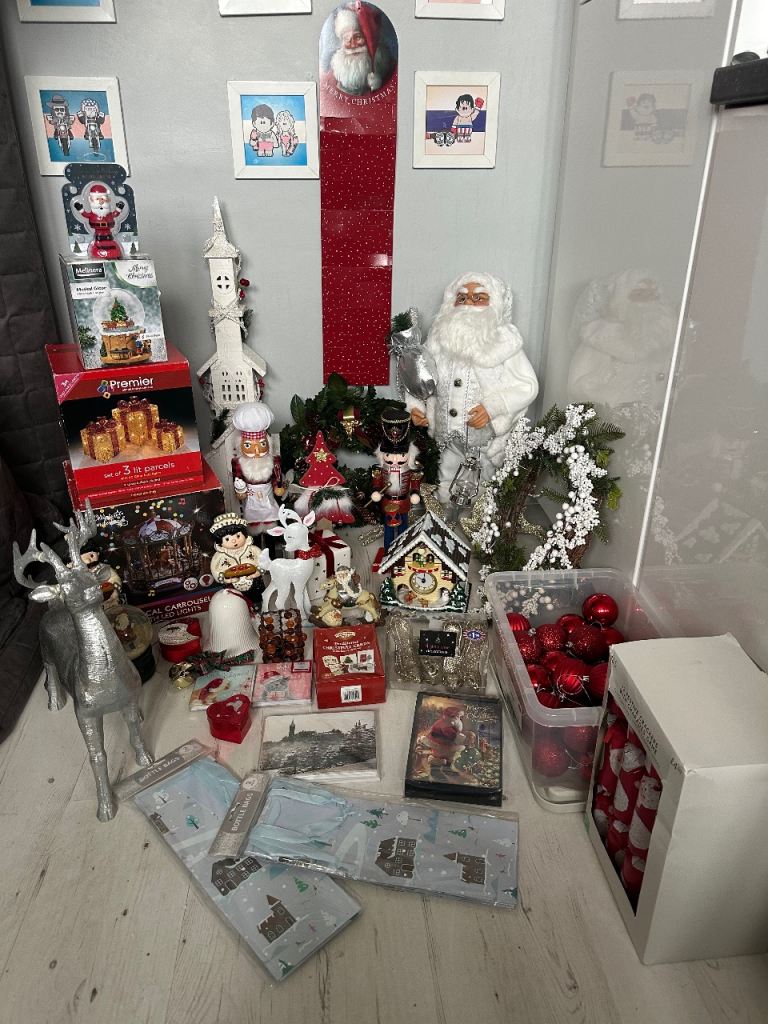HUGE Christmas ornaments and decorations job lot