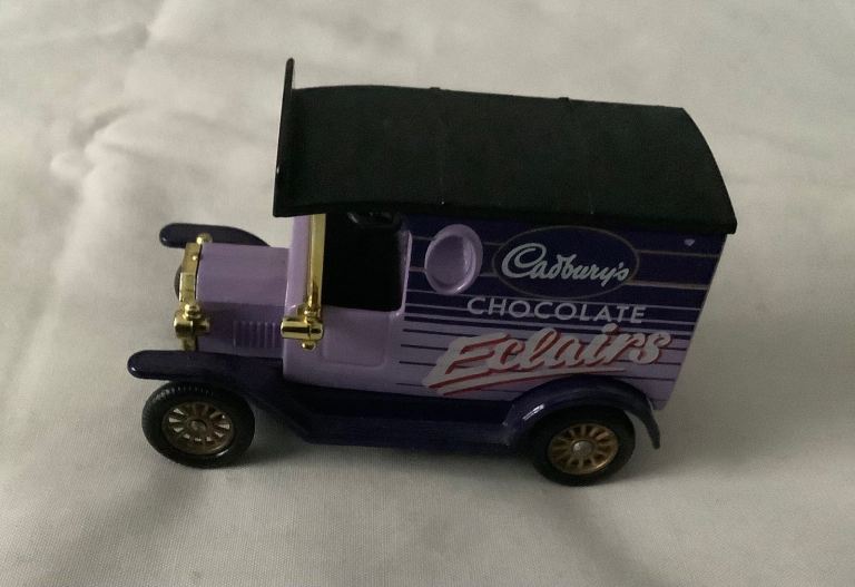 Die cast model van
