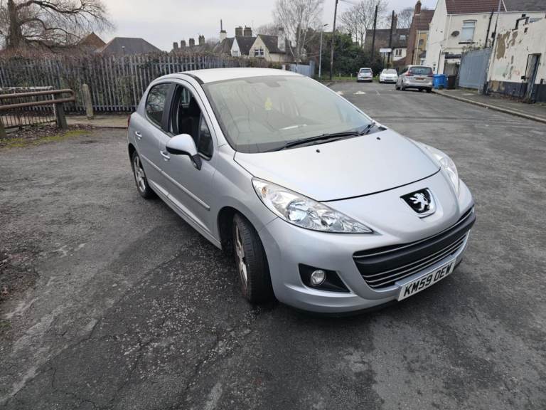 PEUGEOT 207 - MOT SEPTEMER - 1.6 DIESEL - TAX 35 PER YEAR - SERVICE HISTORY