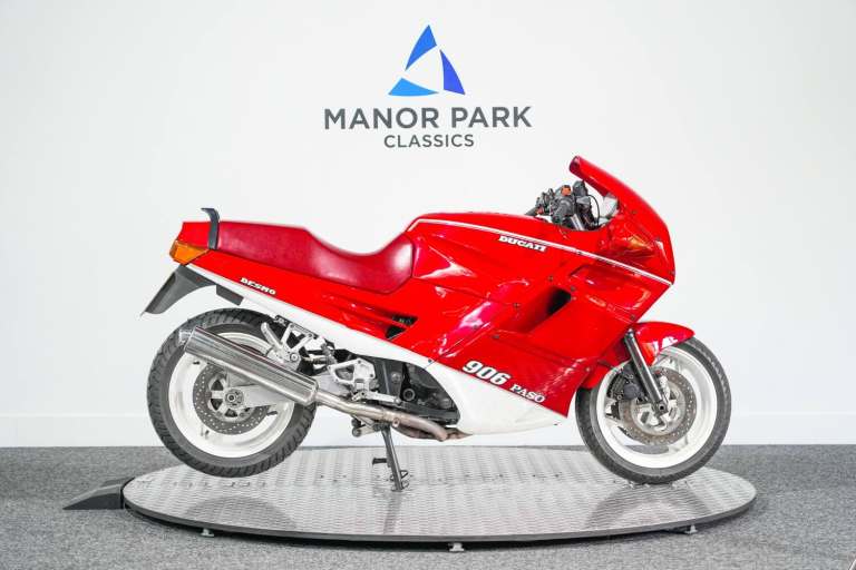 1989 Ducati 906 Paso - presented to Nigel Mansell