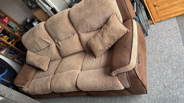 3 seater manual recliner free delivery
