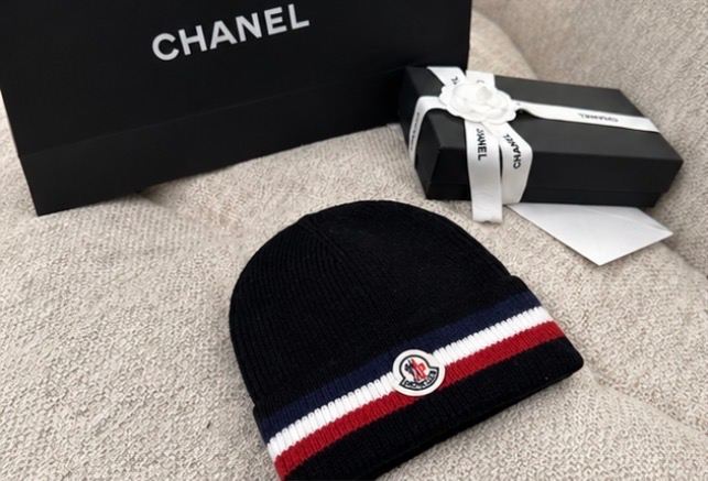 Moncler Beanies Wool Tri colour 