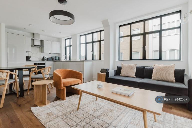 2 bedroom flat in Henriques St, London, E1 (2 bed) (#2842567)