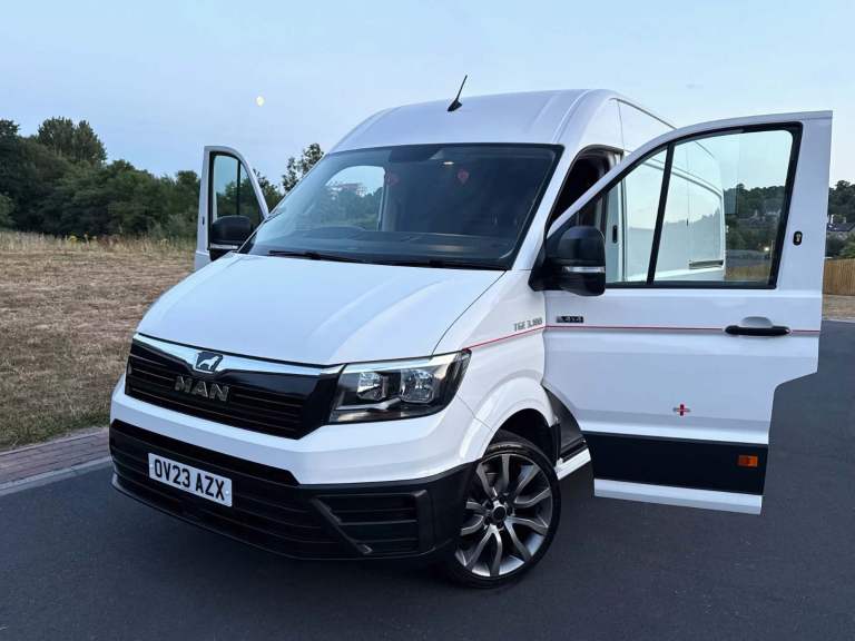 No Vat 4X4 AUTOMATIC 4 Motion 15k Miles 2023 MWB Van Hpi Clear