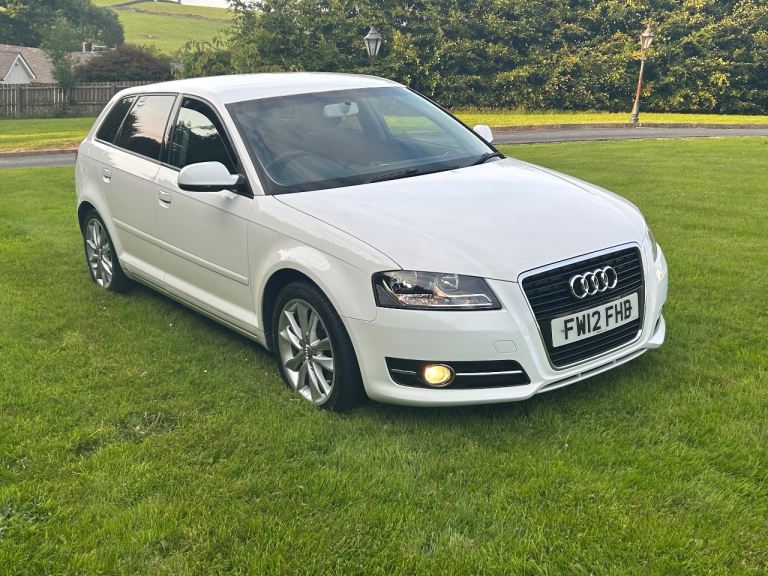 Audi, A3, Hatchback, 2012, Manual, 1598 (cc), 5 doors