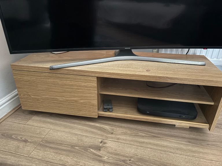 Next Tv Unit