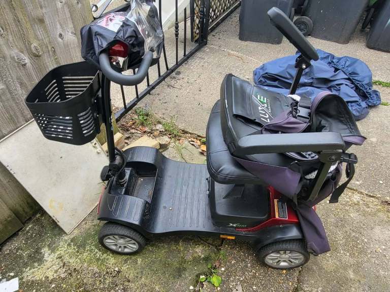 LuXe Mobility X100 Sport– Excellent Condition 