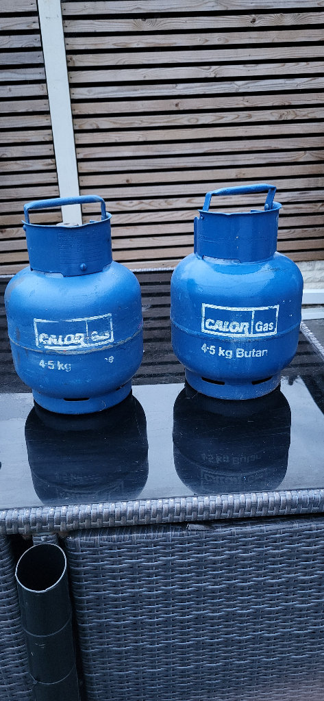 Calor gas 4.5 butane , 2 x bottles 