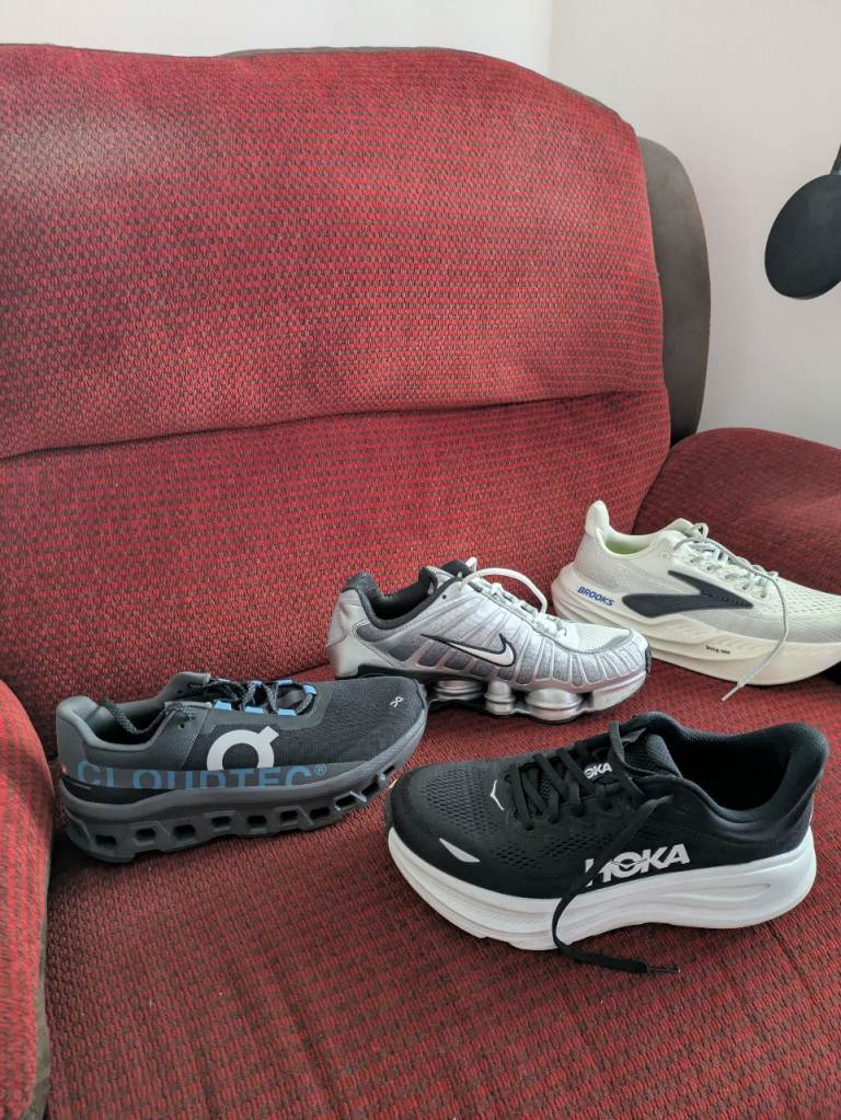 Mens size 9 trainers 