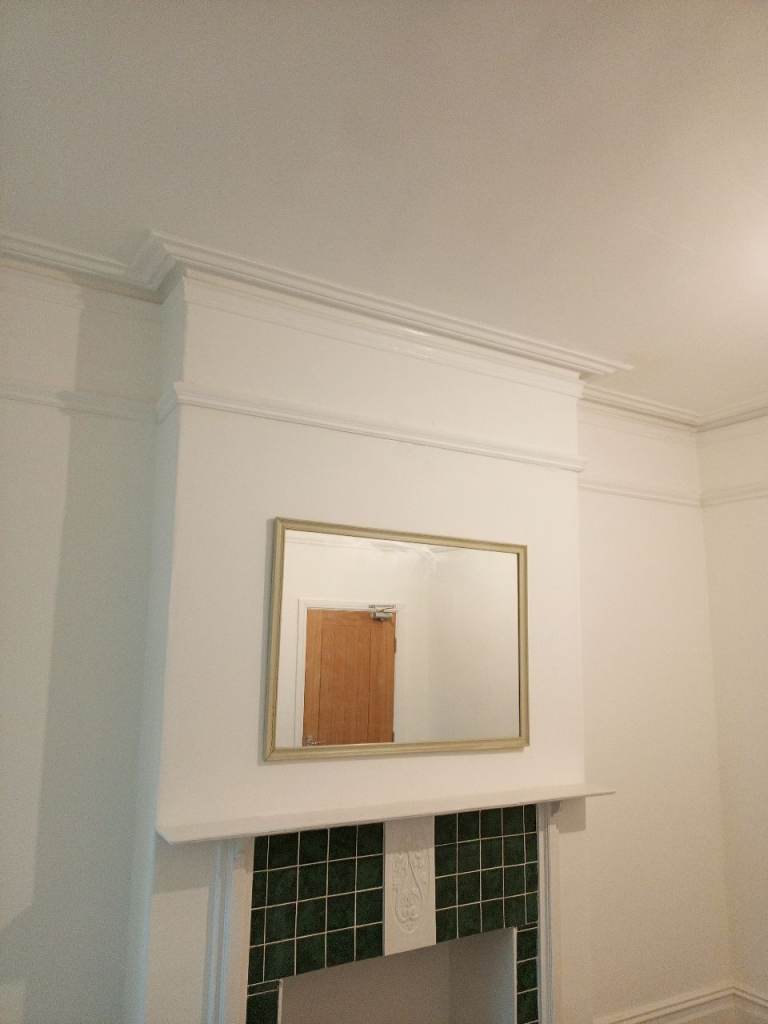 rooms for rent at £620 a month and a room with 2  rooms shared room fora couple for £750.00 month 