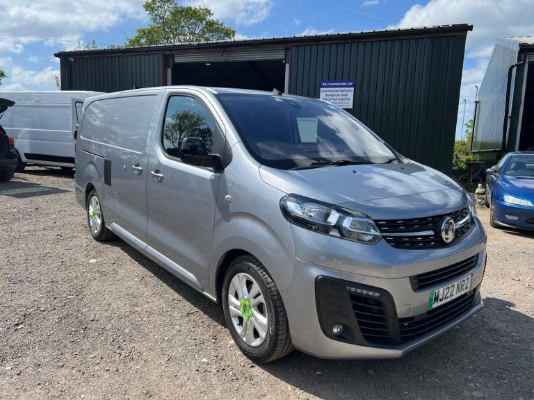 2022 Vauxhall Vivaro 3100 100kW Elite sportive 75kWh H1 Van Auto 11k miles  PANEL VAN Electric Au...