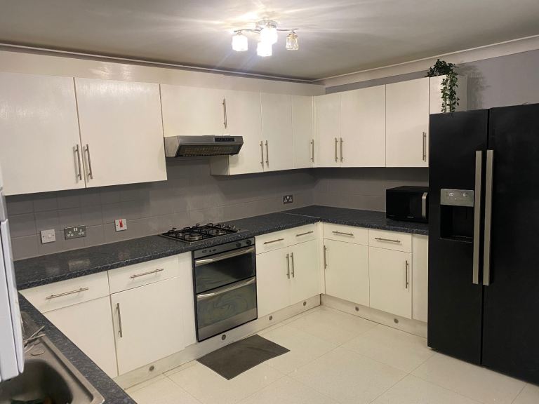 4 BEDROOM HOUSE TO RENT IN GRAYS 