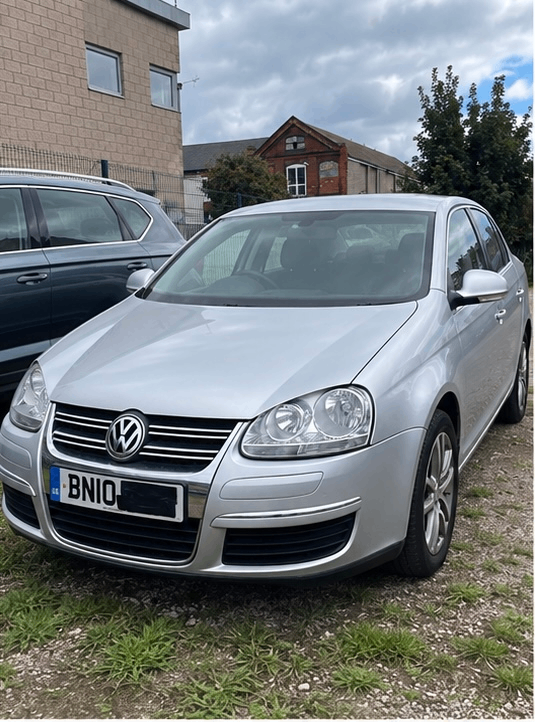 Volkswagen, JETTA, Saloon, 2010, Semi-Auto, 1968 (cc), 4 doors