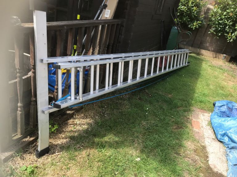 Rope pull assist Lyte professional double ladders