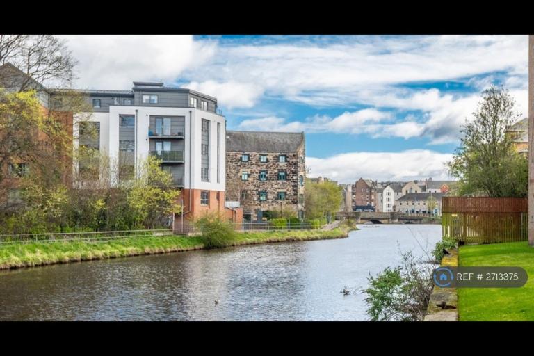 1 bedroom flat in Sheriff Park, Edinburgh, EH6 (1 bed) (#2713375)