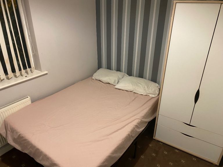 Room to rent
