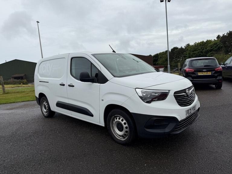 2021 Vauxhall Combo 2300 1.5 Turbo D 100ps H1 Edition Crew Van PANEL VAN DIESEL Manual