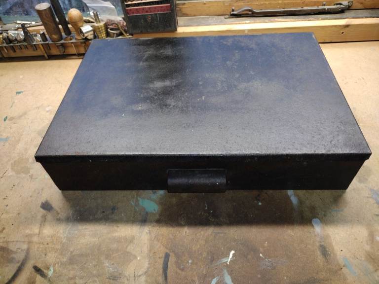 Vintage Metal Tool Box with Compartments – Good Condition