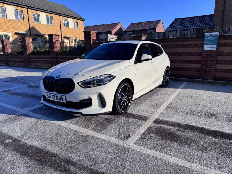 BMW, 1 SERIES, Hatchback, 2022, Manual, 1499 (cc), 5 doors (Includes BMW Pro Package)