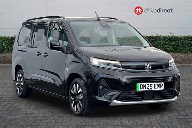 2025 Vauxhall Combo Life Electric 52kWh Ultimate XL MPV 5dr Electric Auto (7.4kW Charger) (136 ps...