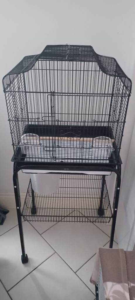 Bird cage an stand