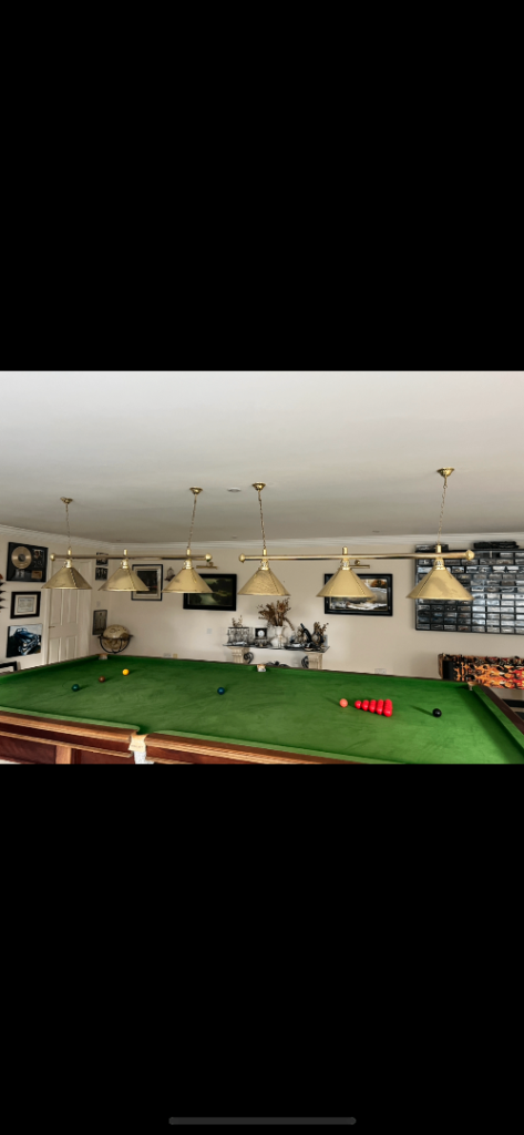 Full size Snooker Table & Cue Stand