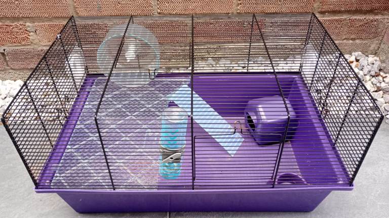 Hamster/small mammal cage