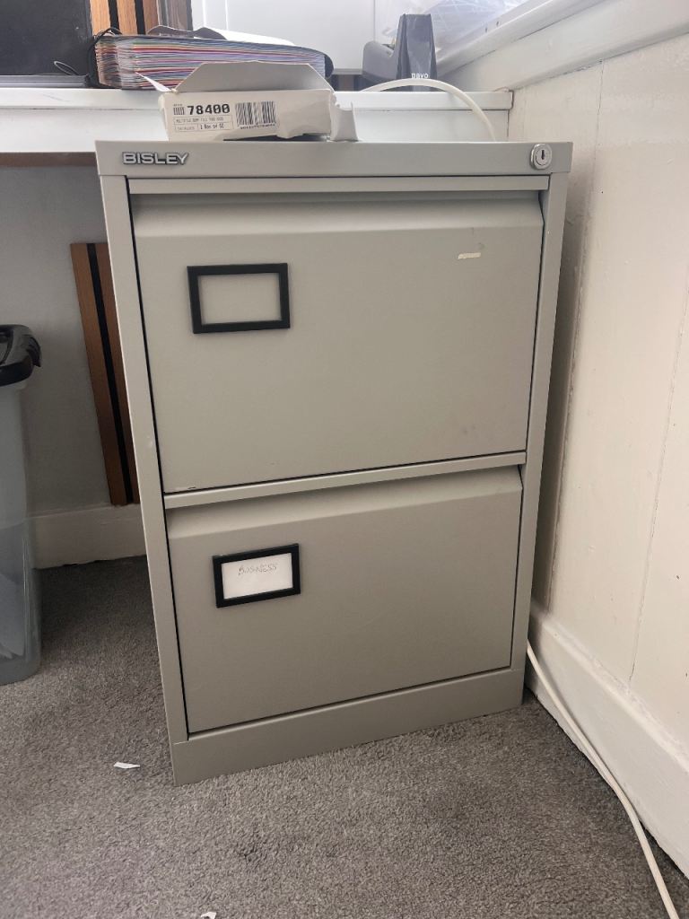 Small filing cabinet 
