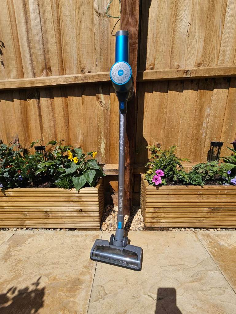 Beko Perform Cyclone cordless upright vacuum cleaner