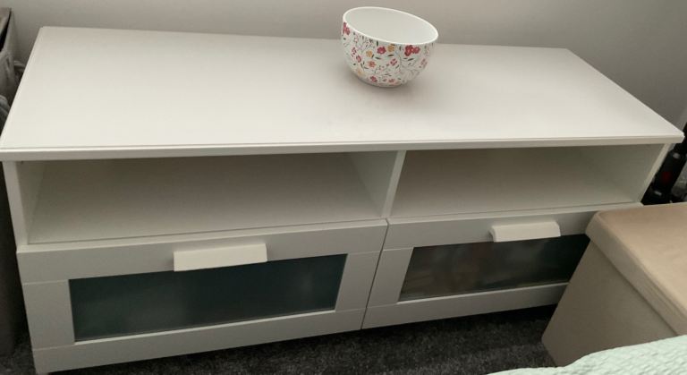 TV UNIT