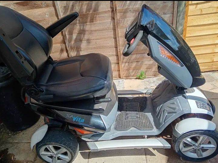 4 wheeled scooter 8MPH