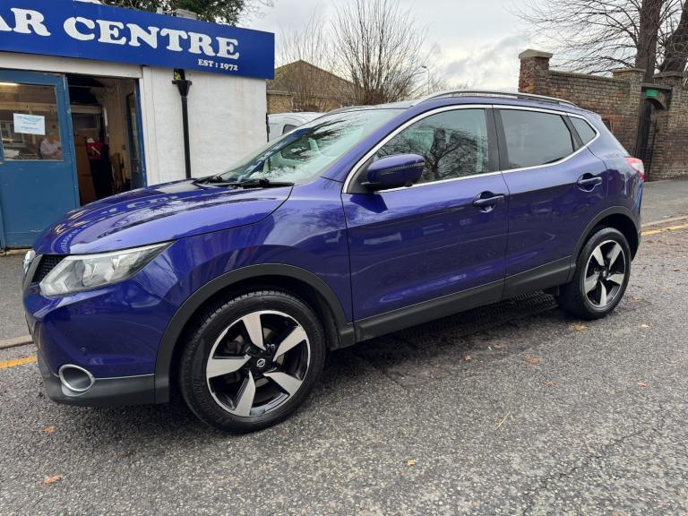 2015 Nissan Qashqai 1.6 dCi N-Tec+ 5dr Xtronic HATCHBACK Diesel Automatic